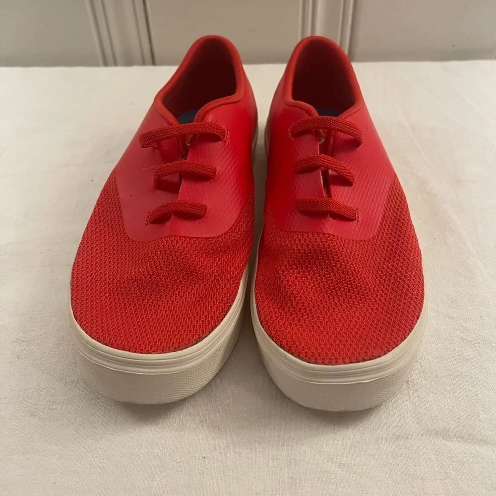 People Boys Red Sneakers Size 3‎